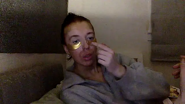 Bellababexox online show from June 19, 2026, 2:50 am