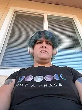 Julietserenity online show from November 24, 2025, 9:59 pm