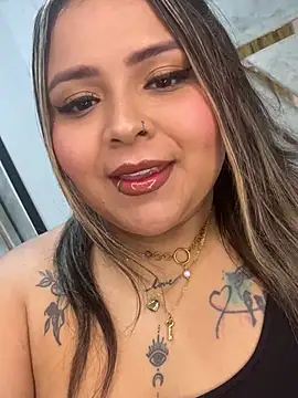 ashley-swift- online show from June 26, 2026, 6:19 am