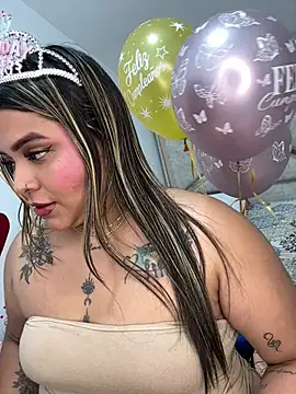 ashley-swift- online show from April 14, 2026, 6:40 am