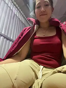 Huong-Ly online show from February 17, 2026, 2:53 am