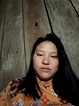 MuiNay online show from October 15, 2025, 9:34 pm