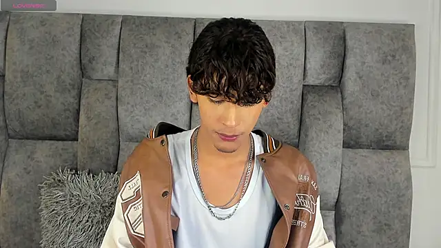 Snapshot of d3rke_666 chatting on February 1, 2026, 6:33 am d3rke 666 online show from February 1, 2026, 6:33 am