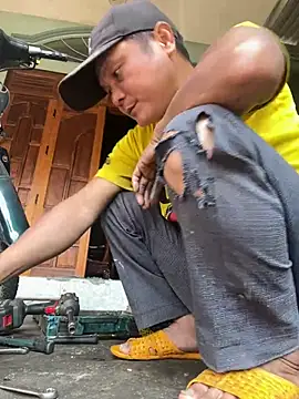 hotboy2x online show from March 24, 2026, 12:43 am