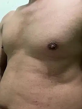 hotboy2x online show from December 3, 2025, 9:58 pm