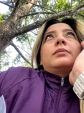 BunnyDream online show from September 17, 2025, 9:28 pm