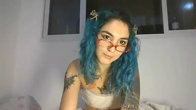 peetitefairy online show from May 30, 2026, 5:36 am