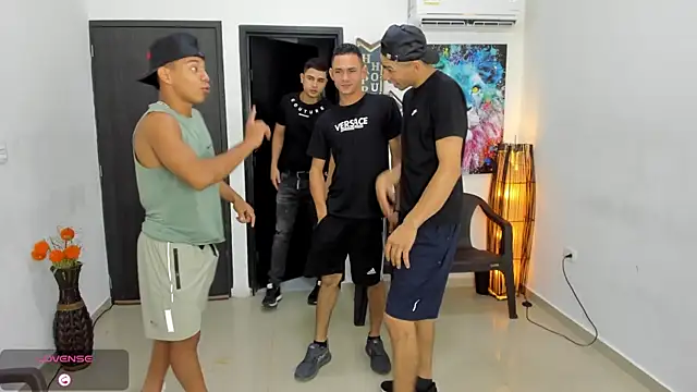 Playhardsex  online show from November 24, 2025, 11:16 pm