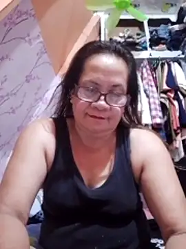 vickyhot1966 online show from May 20, 2026, 11:18 am
