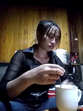 Dung-Thao19 online show from October 13, 2025, 9:11 am