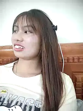 Dung-Thao19 online show from October 6, 2025, 12:39 pm