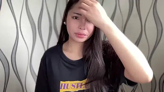 lovekatexx online show from November 3, 2025, 3:34 am