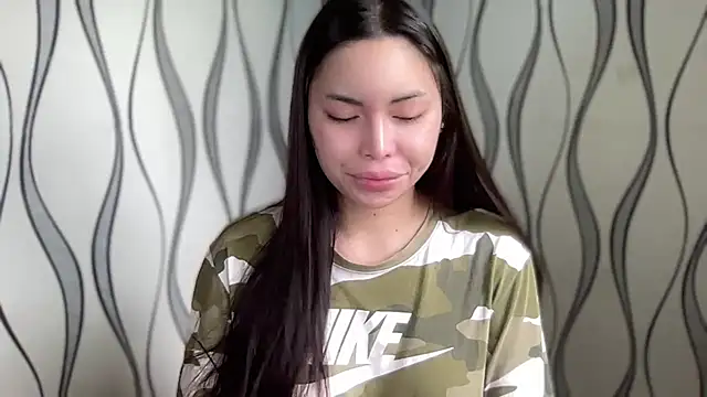 lovekatexx online show from November 1, 2025, 3:24 am