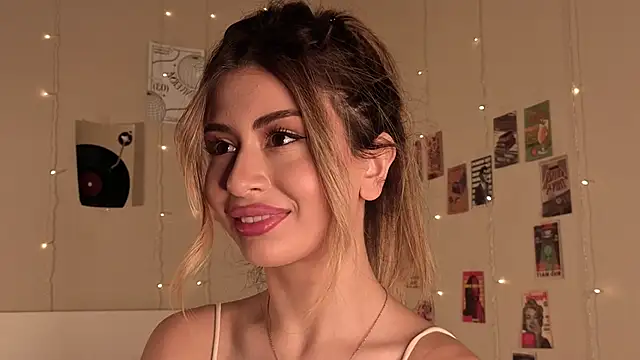 GeorginaHarn online show from October 10, 2025, 8:15 am