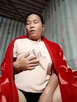 Love-Mama33 online show from November 18, 2025, 11:26 pm