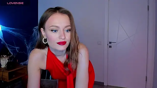 EvelynPoole online show from October 28, 2025, 1:39 am