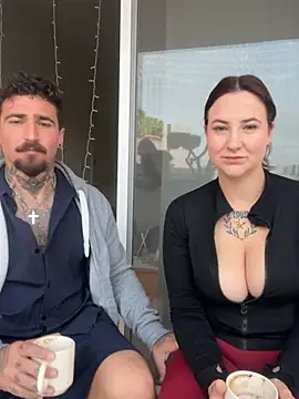 ManjaWinkler online show from February 16, 2026, 4:44 am