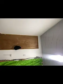 delaylacruz online show from November 26, 2025, 11:27 pm