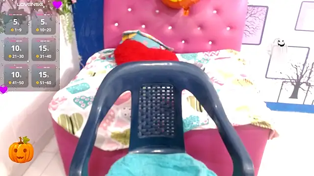 sara hot 18 online show from October 29, 2025, 5:45 pm