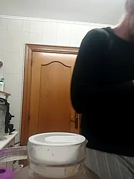 gigolobcn online show from March 12, 2026, 5:02 am