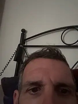 gigolobcn online show from December 14, 2025, 11:27 am