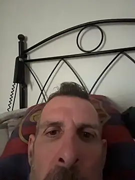 gigolobcn online show from January 14, 2026, 2:20 pm