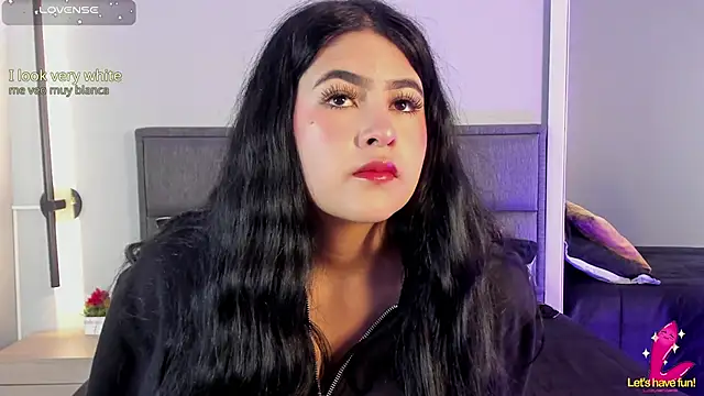 Emma  clark  online show from October 10, 2025, 12:17 pm