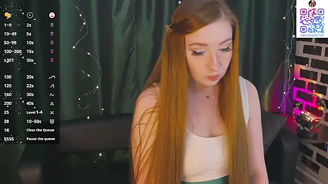 BellaQueenss online show from November 25, 2025, 10:04 am