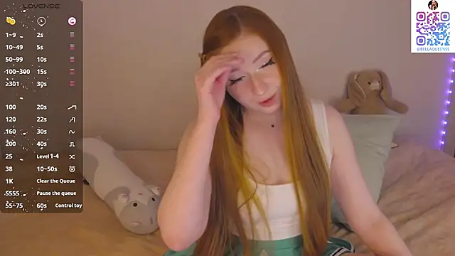 BellaQueenss online show from October 12, 2025, 10:16 am