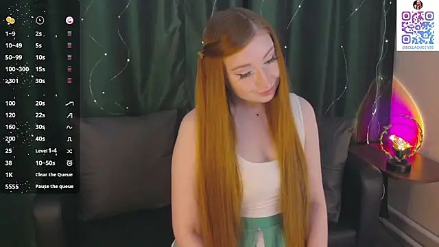 BellaQueenss online show from November 18, 2025, 9:12 am