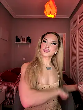 lacattiva online show from November 18, 2025, 5:05 pm