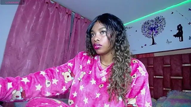 xayurin online show from October 22, 2025, 4:56 am