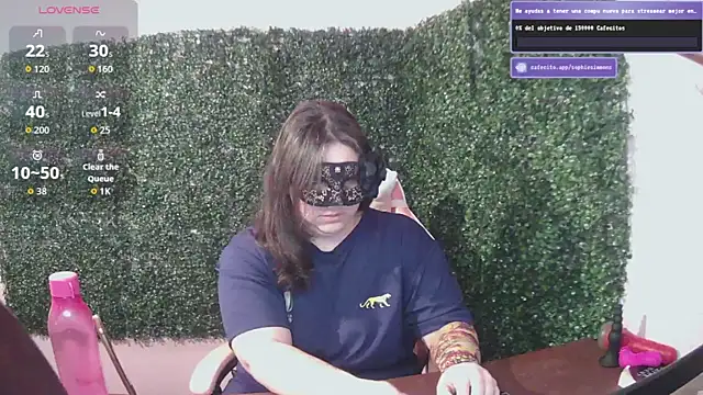 SophieSimmons  online show from September 28, 2025, 8:10 am