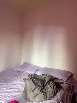 Zara Bel online show from September 10, 2025, 6:40 pm