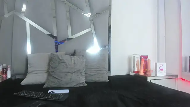 Snapshot of GabrielBrowm chatting on September 16, 2025, 7:59 pm GabrielBrowm online show from September 16, 2025, 7:59 pm
