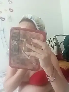 Snapshot of tany90 chatting on February 24, 2026, 3:35 pm tany90 online show from February 24, 2026, 3:35 pm