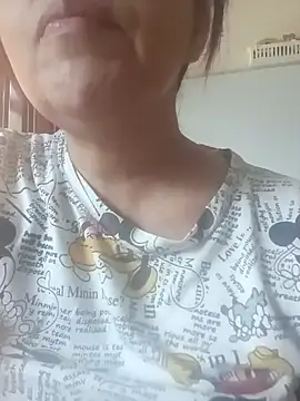 Snapshot of tany90 chatting on February 19, 2026, 4:15 pm tany90 online show from February 19, 2026, 4:15 pm