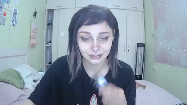 SineKiraReal online show from October 9, 2025, 10:27 am