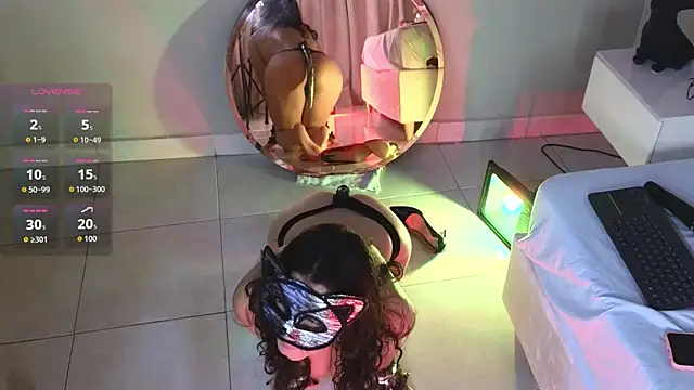 salma falcon online show from October 23, 2025, 7:45 pm