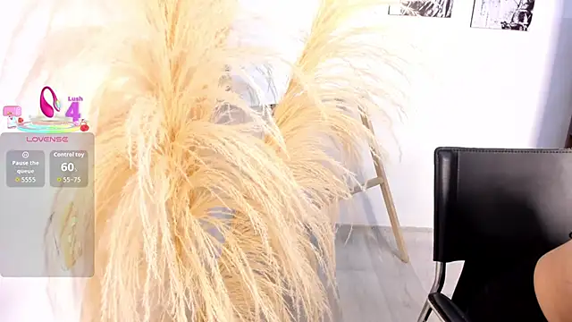 salma falcon online show from November 6, 2025, 7:29 pm