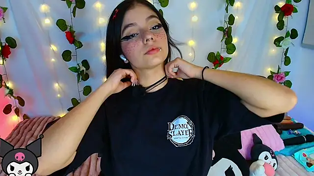 cutee andrea online show from November 1, 2025, 3:02 am