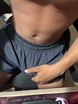 Snapshot of Marcocad chatting on February 18, 2026, 5:27 am Marcocad online show from February 18, 2026, 5:27 am