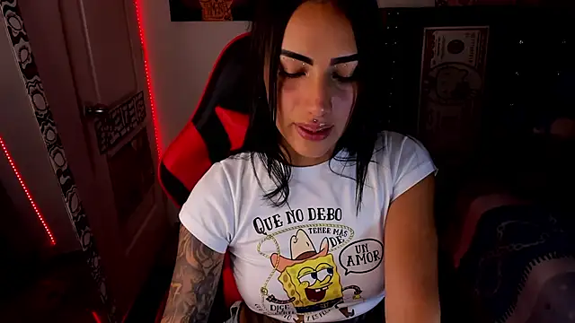 Snapshot of Samanthademonx20_ chatting on February 19, 2026, 8:11 am Samanthademonx20 online show from February 19, 2026, 8:11 am