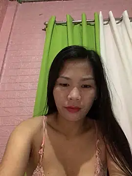 Cleo17 online show from May 18, 2026, 2:00 pm