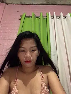 Cleo17 online show from May 22, 2026, 1:09 pm