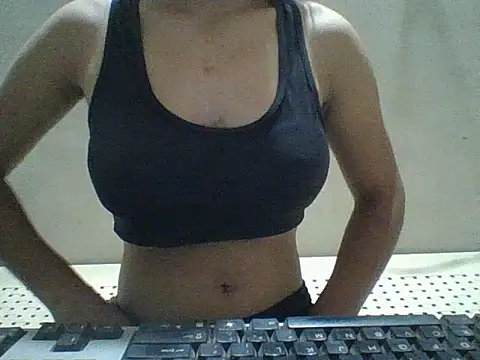 Skinny PinayGirljust18 online show from February 28, 2026, 1:05 am