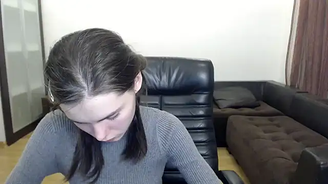 AmelieReve online show from October 28, 2025, 5:12 pm