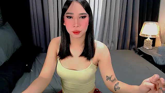 Snapshot of kisha_greyson chatting on November 3, 2025, 6:00 pm kisha greyson online show from November 3, 2025, 6:00 pm