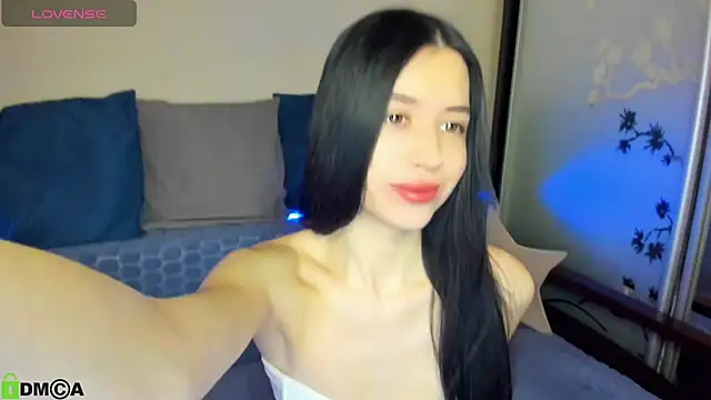 SelinLi online show from February 28, 2026, 8:47 am