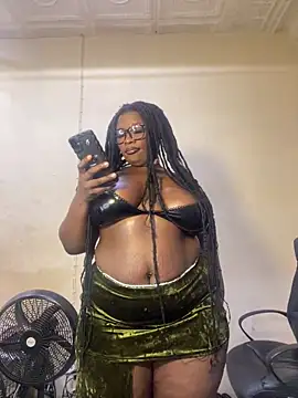 CurvyCocoxxx online show from May 20, 2026, 5:59 am